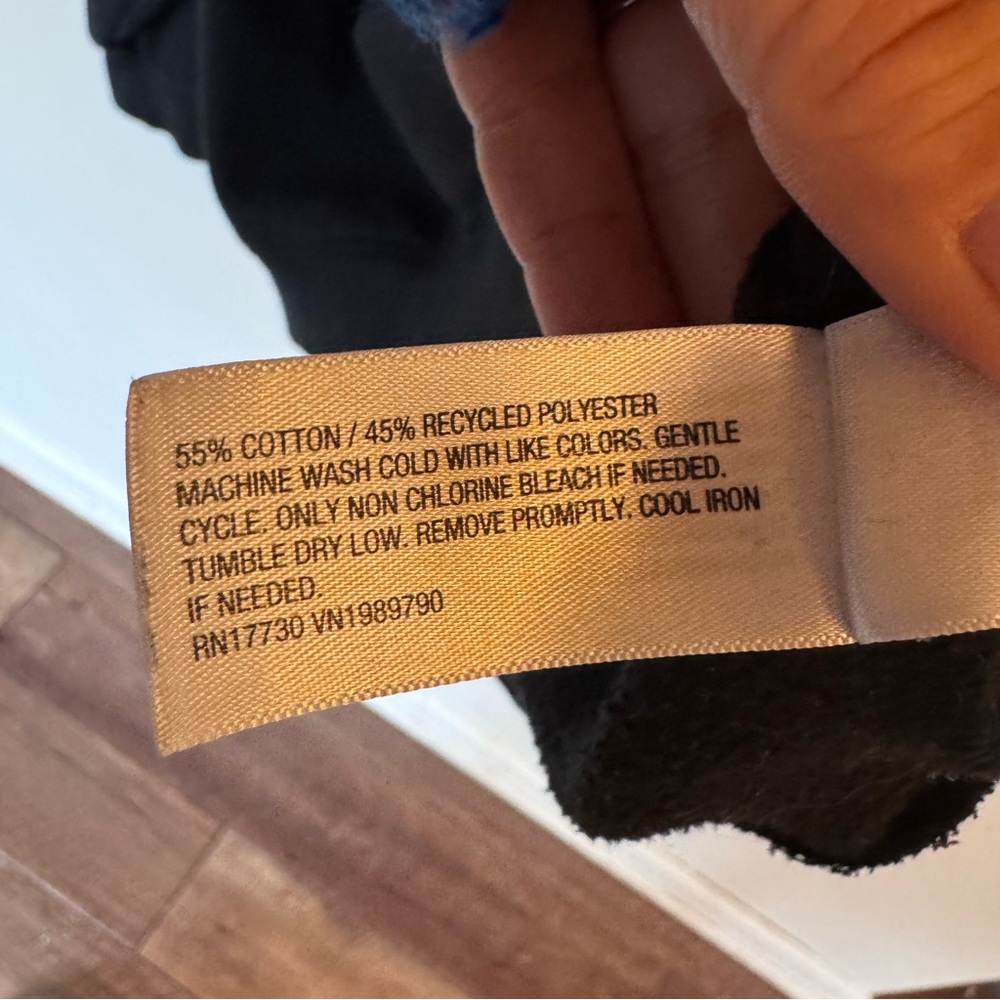 Universal Thread Black Quarter Zip Sweatshirt Siz… - image 4